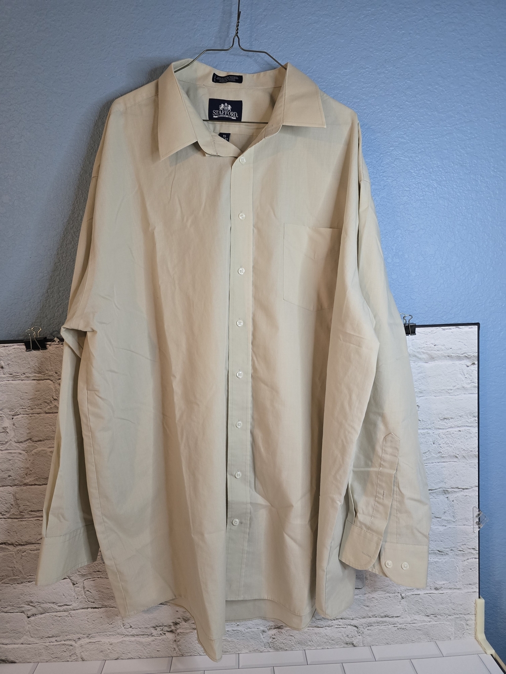 Stafford Men's Light Cream Dress Shirt Sz 19